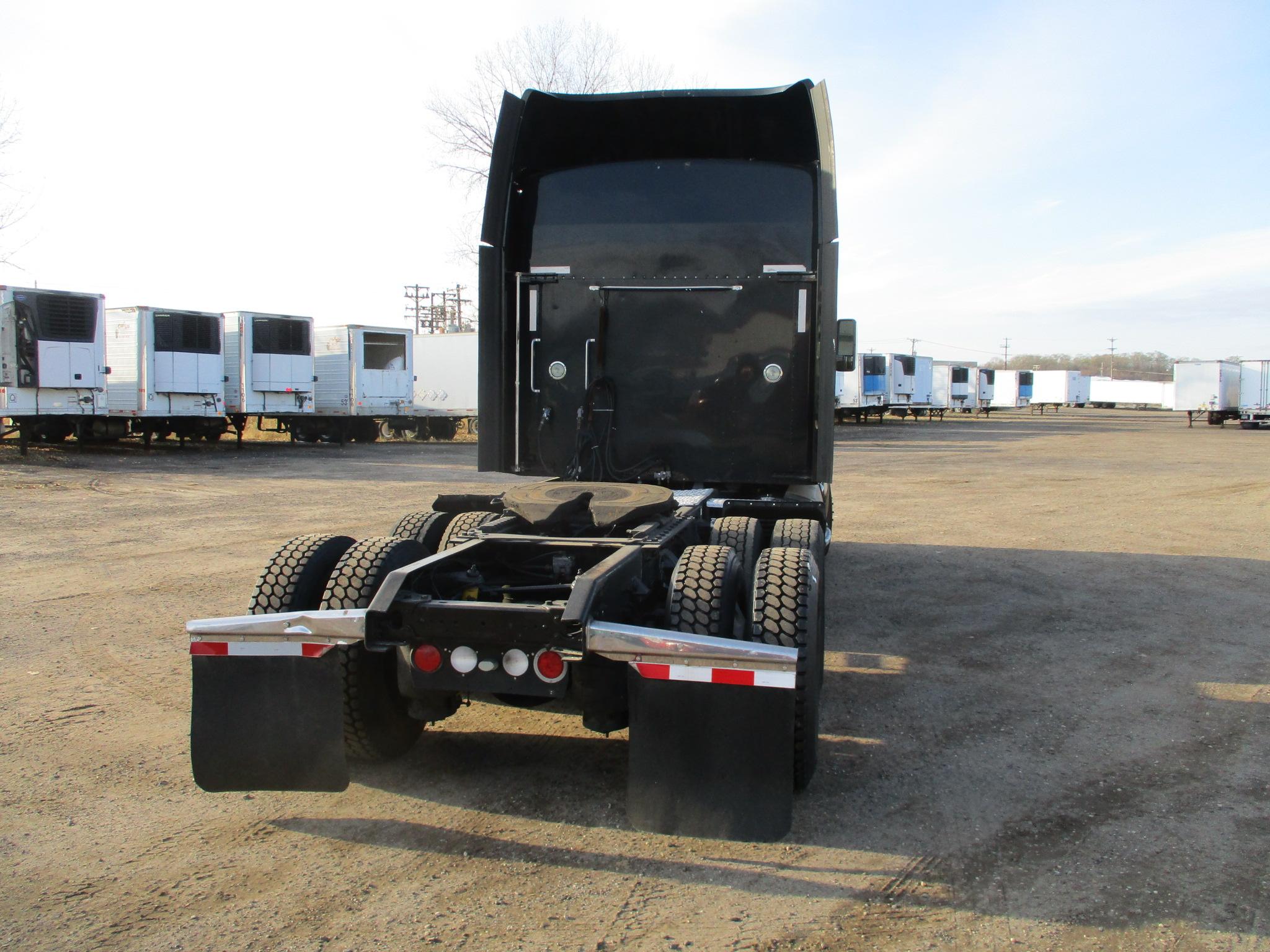 2013 Kenworth T660, 659,288 Act one owner miles, Aerocab double bunk sleeper, Cummins ISX, 450 hp