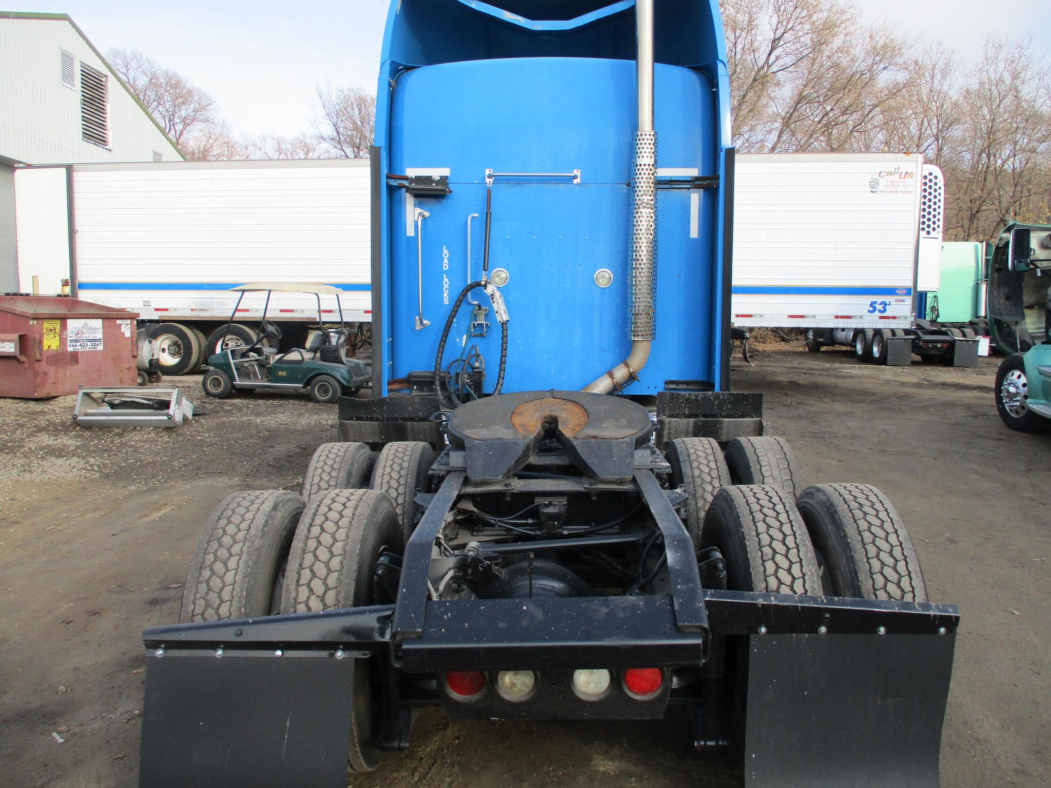 2006 Kenworth T600, 731,554 Act. second owner miles, Aerocab double bunk sleeper, Cat C-15, 475 hp