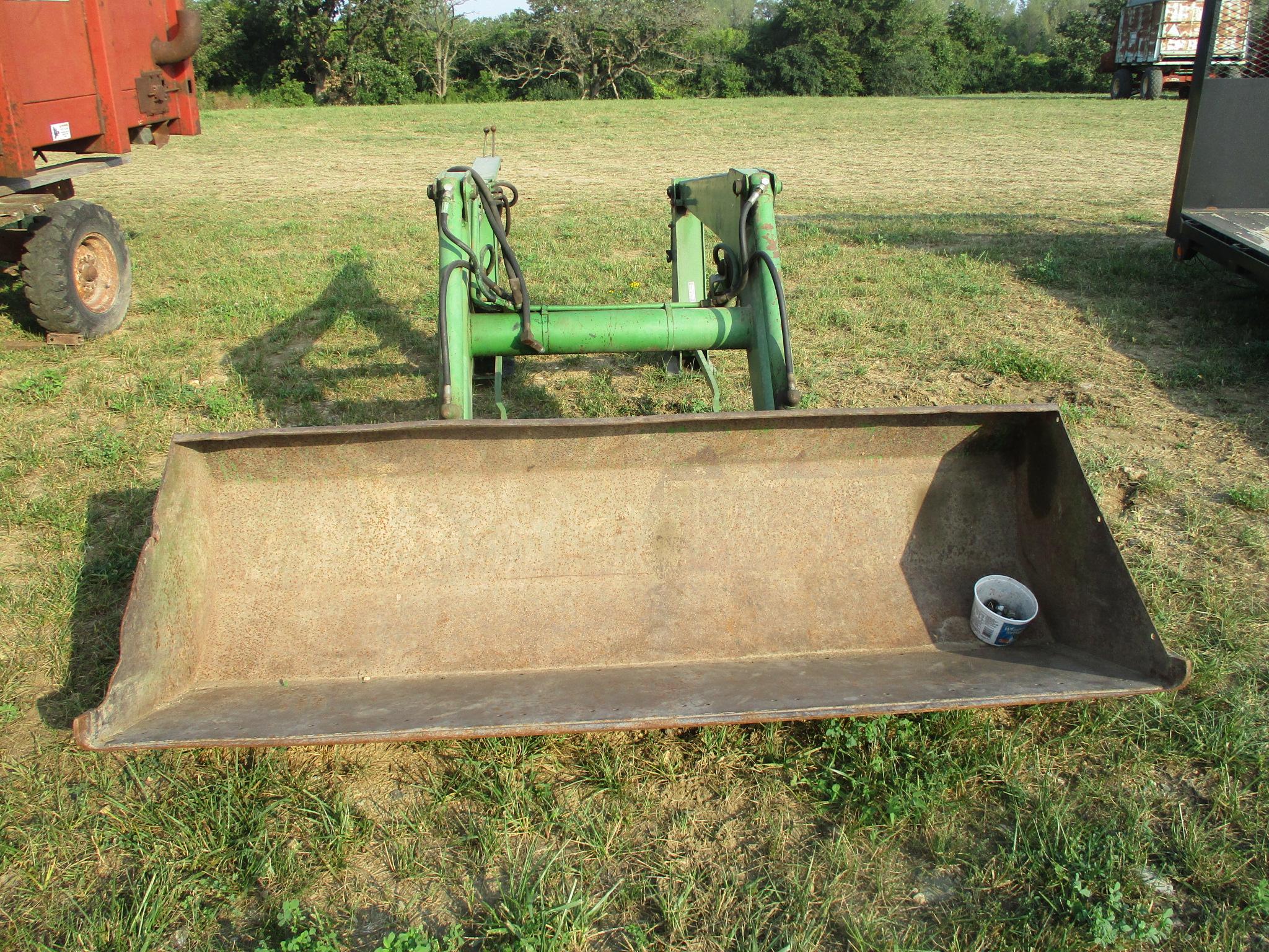 John Deere 148 loader, 7' bucket, brackets