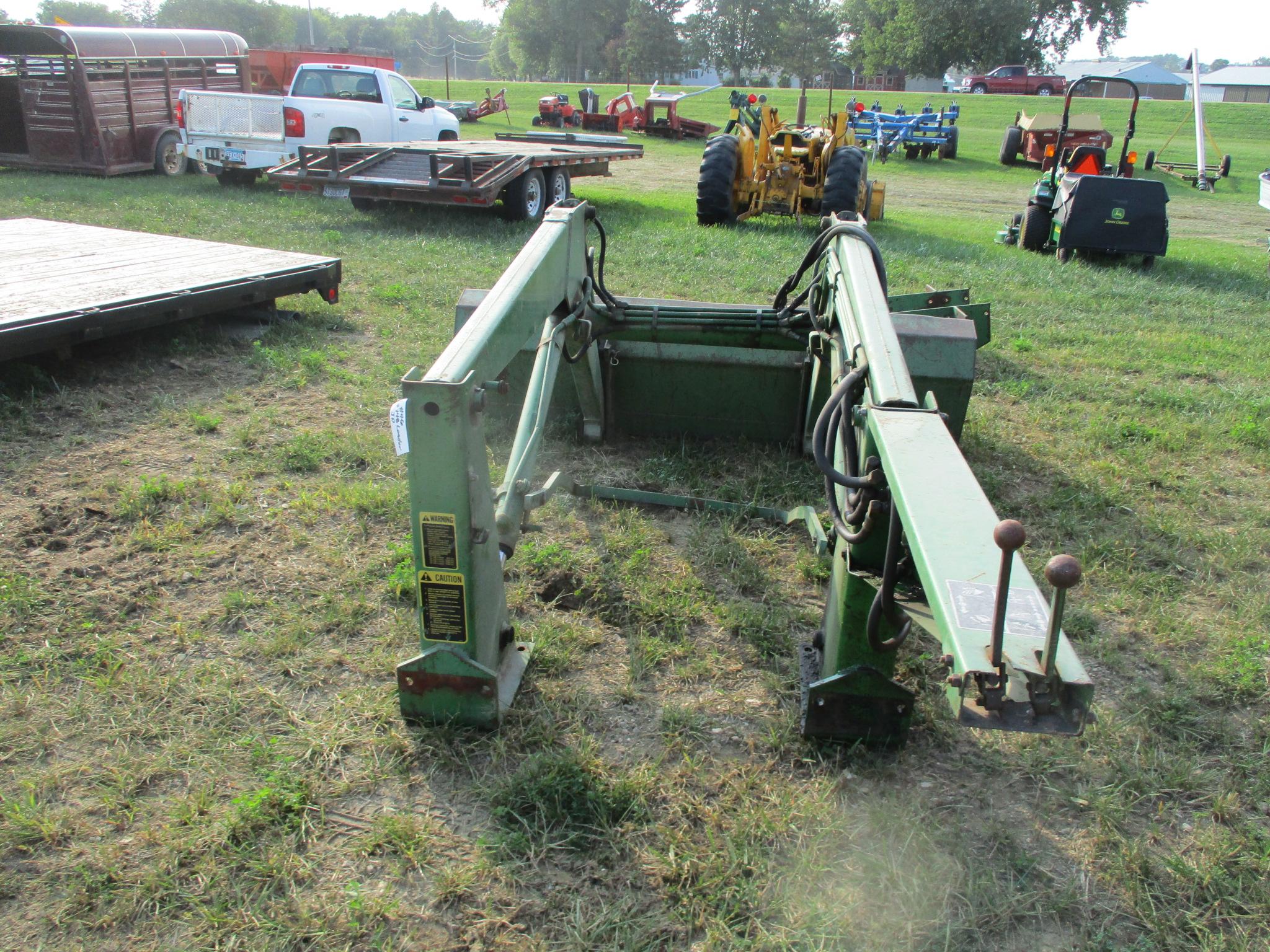 John Deere 148 loader, 7' bucket, brackets