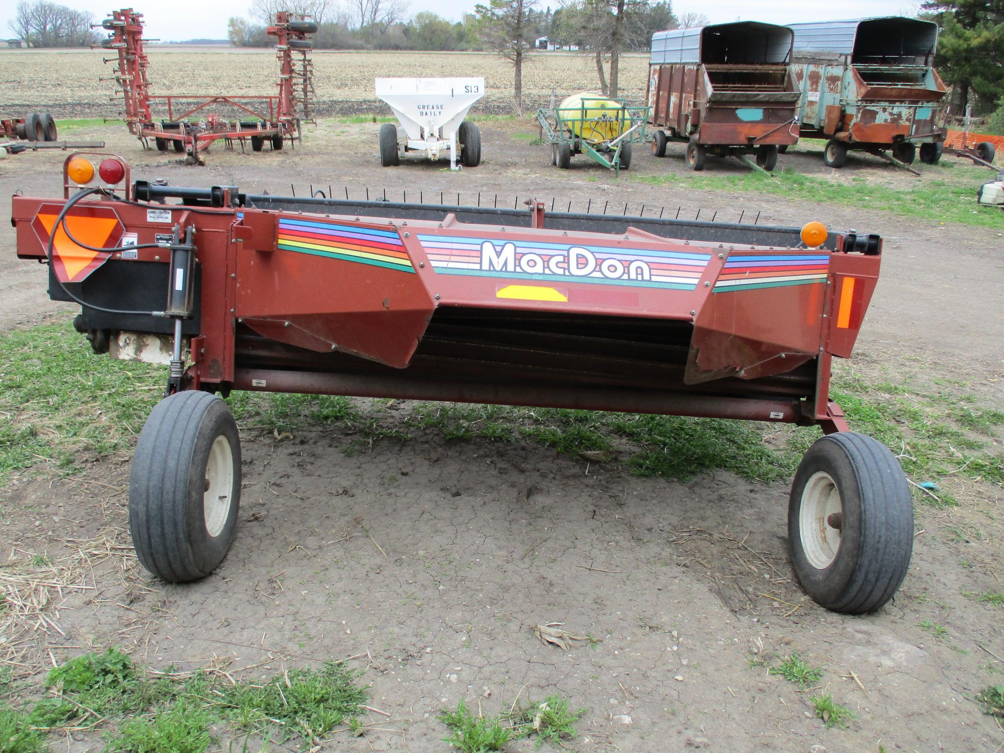 2001 Mac Don 9 ft. haybine