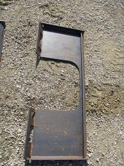 New unused universal skid loader plate