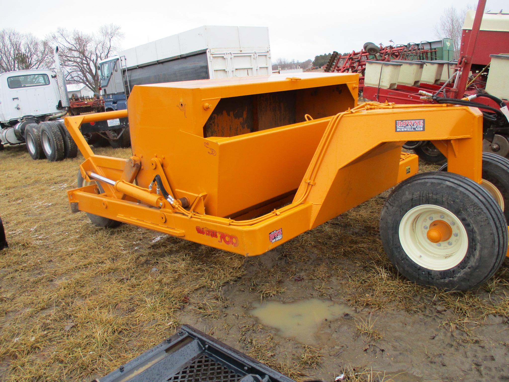 Rowse 700 Hyd. pan scraper, Used very little, like new