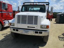 1997 Int 4700, 302,506 miles showing, DT466 engine, Auto, 20' steel bed, runs & drives