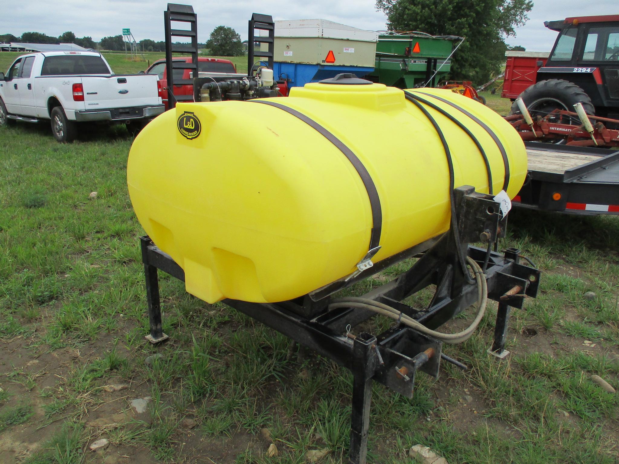 L&D 300 gal. 3pt. sprayer, sprays 50' path, like new