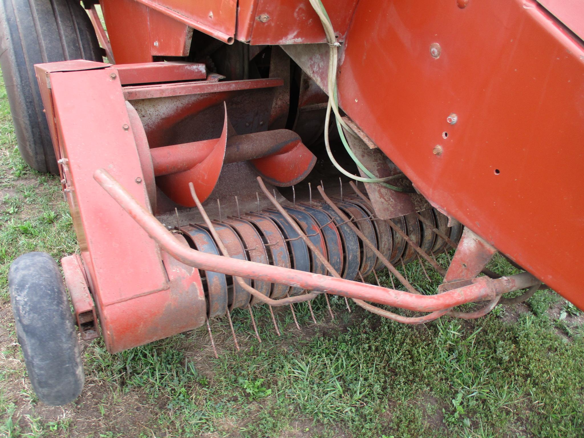 Hesston 4755 Large square baler, 39,700 bales, knotter rebuilt @ 25,000 bales