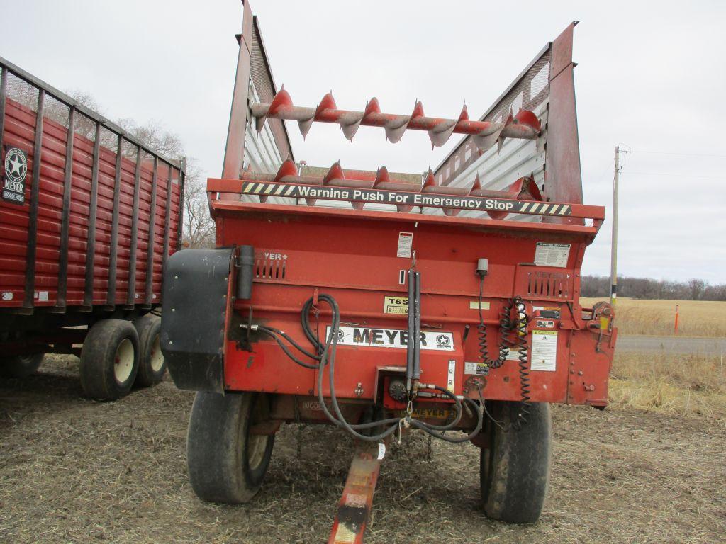 2008 Meyer 4220, 20' chopper box, Frt. & rear unload, Hyd drive w/Meyer model X1906 running gear