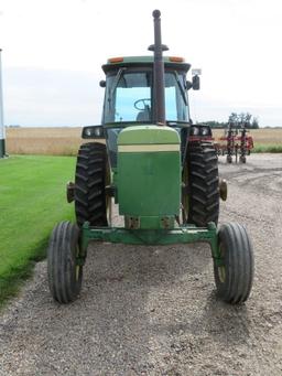 JD MODEL 4440