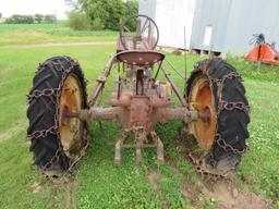 JOHN DEERE B TRACTOR