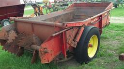 New Holland 145 Manure Spreader