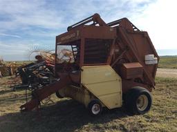 1979 New Holland 851 5' Round Baler