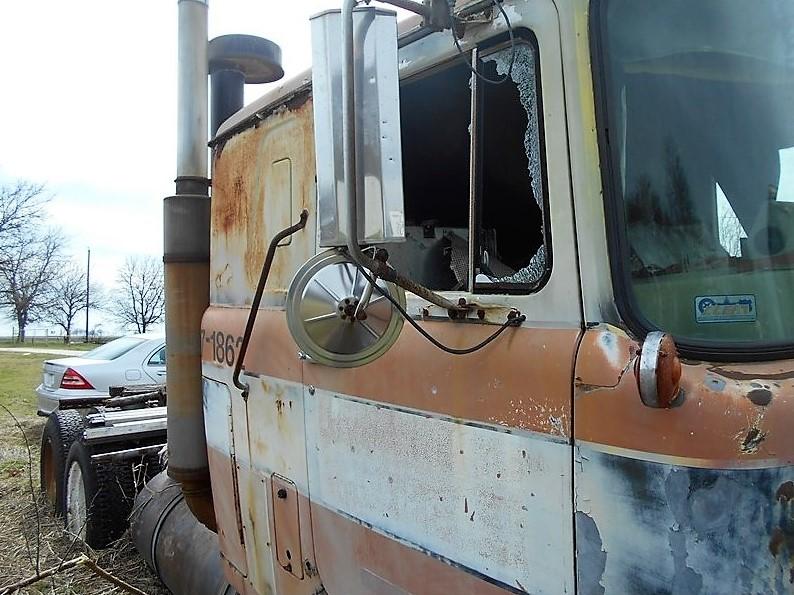 Mack FS700L Salvage Truck