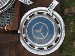 Mercedes Benz Hubcap