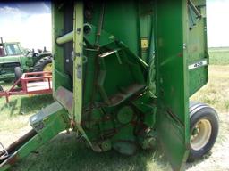 John Deere 435 Hay Baler