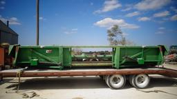 John Deere  Corn Header