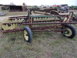 John Deere 671 Hay rake