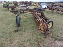 John Deere 671 Hay rake