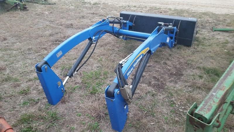 New Holland 270 Loader