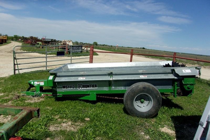 Frontier MS1112 Manure Spreader