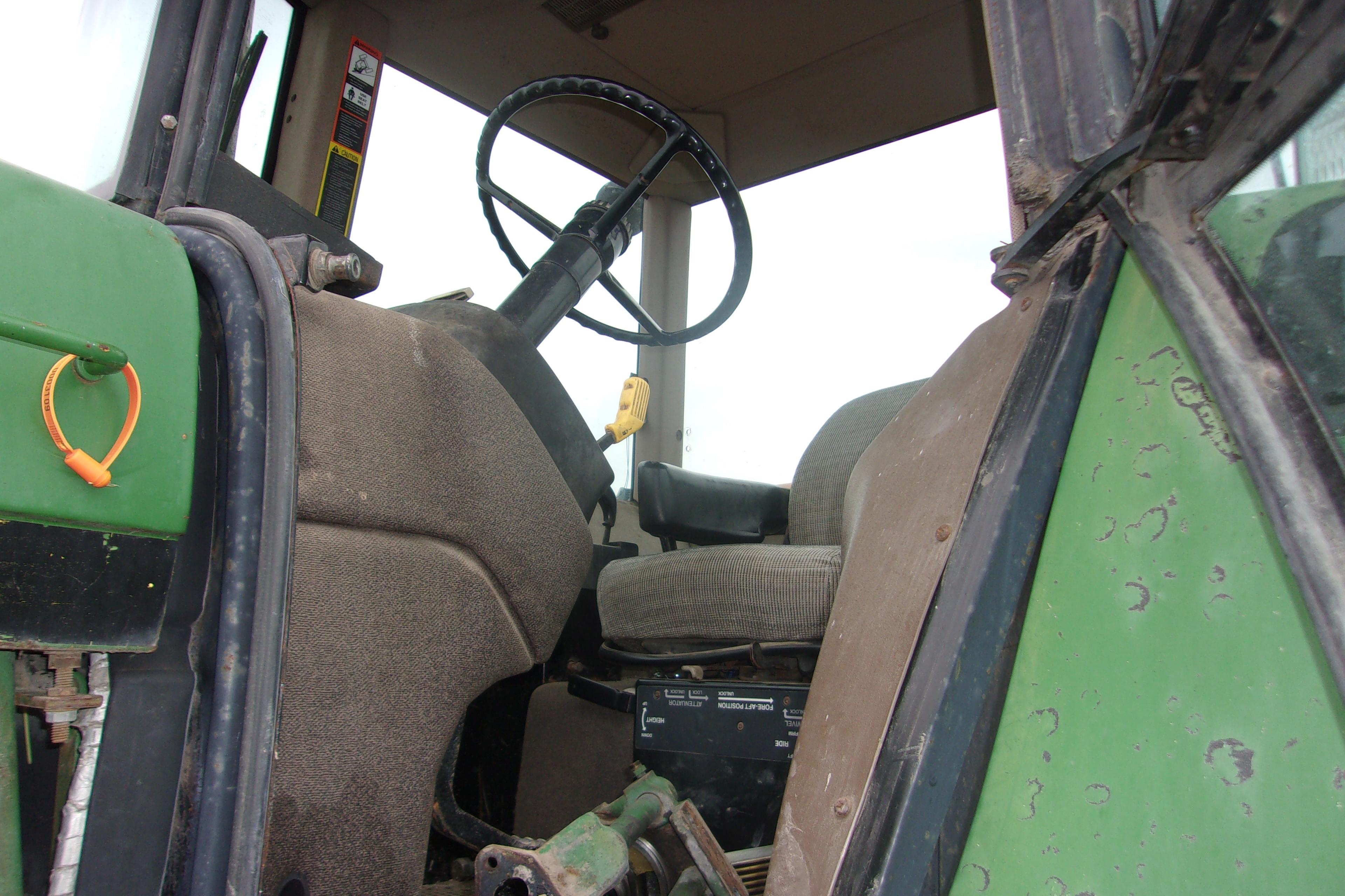 John Deere 4960 Salvage Tractor