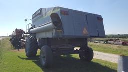 Gleaner R50 Combine