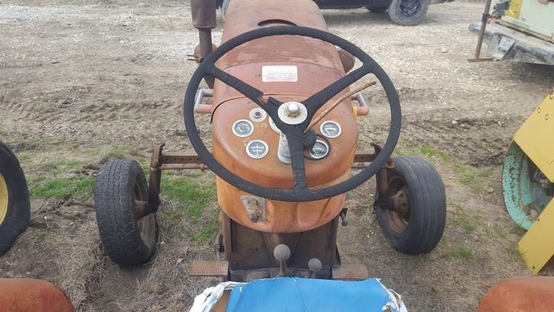 Massey Ferguson 90 Salvage Tractor