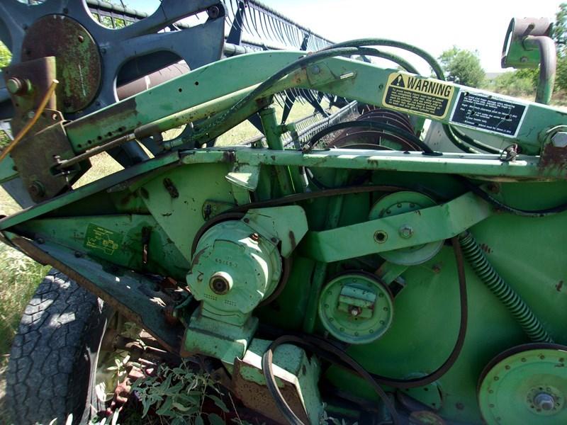 John Deere 9600 Combine