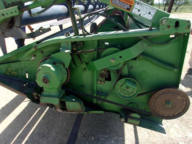 John Deere 9600 Combine