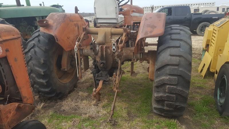 Massey Ferguson 90 Salvage Tractor