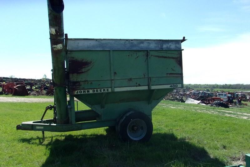 John Deere 400 Grain Cart