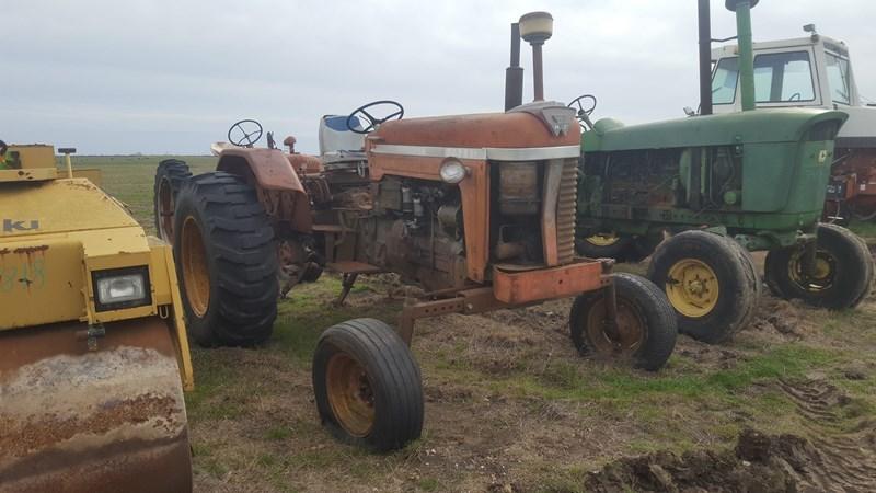 Massey Ferguson 90 Salvage Tractor