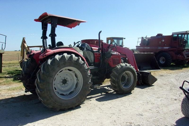 Massey Ferguson 5455 Salvage Tractor