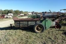 John Deere 1551 Manure Spreader