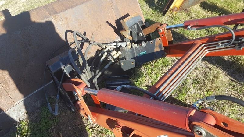 2005 Case IH LX 232 Loader