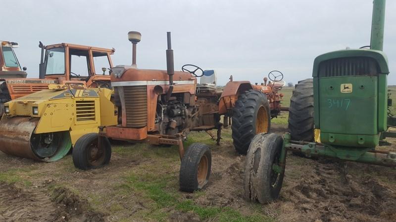 Massey Ferguson 90 Salvage Tractor