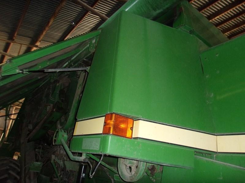 John Deere 9600 Combine