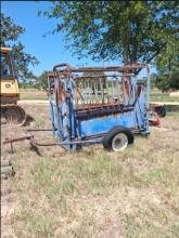 Priefert Squeeze Chute