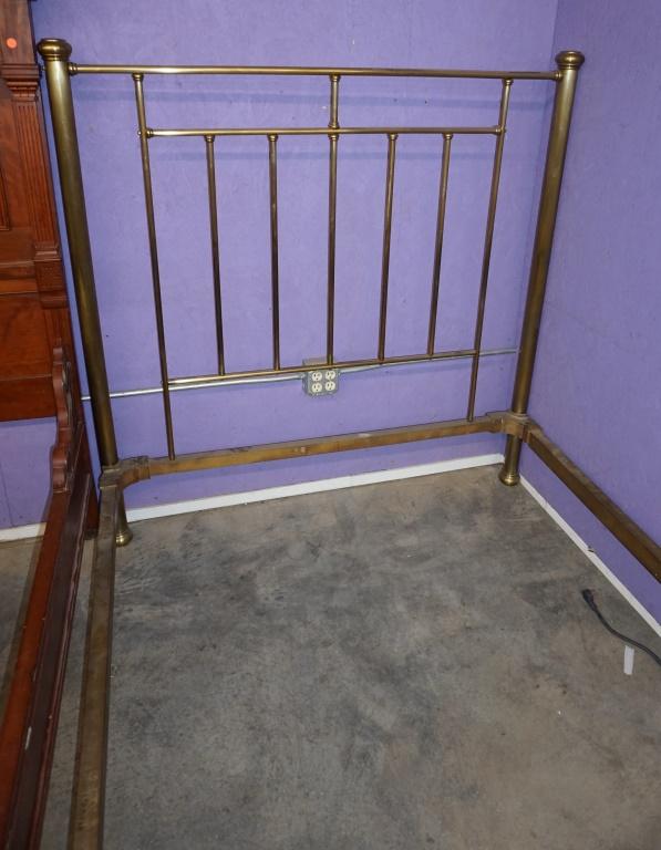 BRASS BED FULL SIZE