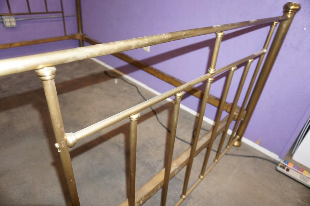 BRASS BED FULL SIZE