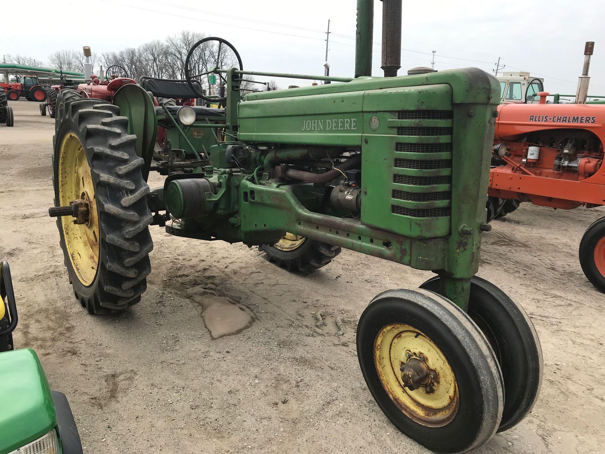 93715- JOHN DEERE B TRACTOR