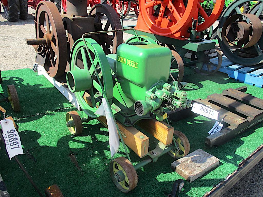 96975- JOHN DEERE 1 1/2 H.P. MOTOR ON TRUCKS