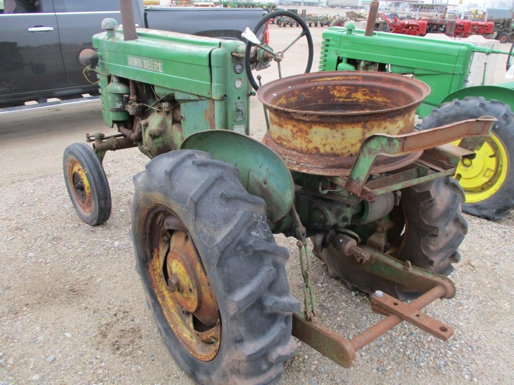 94407-JD M TRACTOR