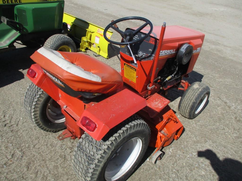 3395-CASE INGERSOL TRACTOR