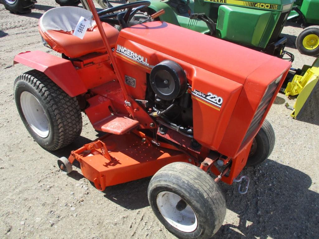 3395-CASE INGERSOL TRACTOR