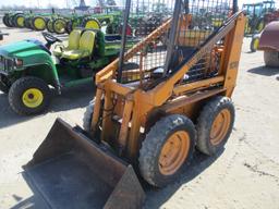 4392- CASE 1816 SKID STEER