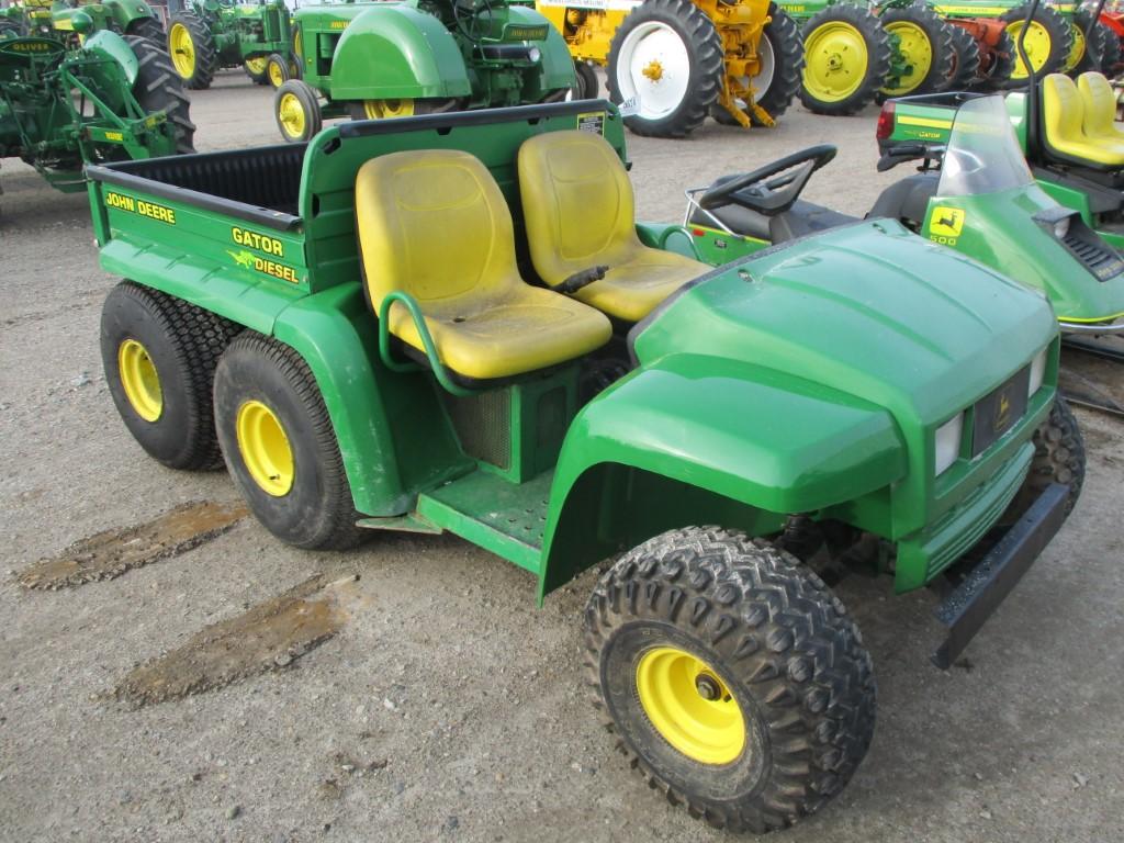 5824-JD 654 GATOR