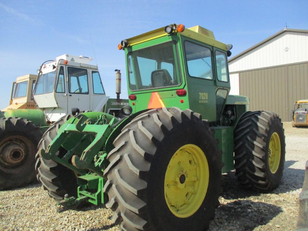 98705 - JOHN DEERE 7020