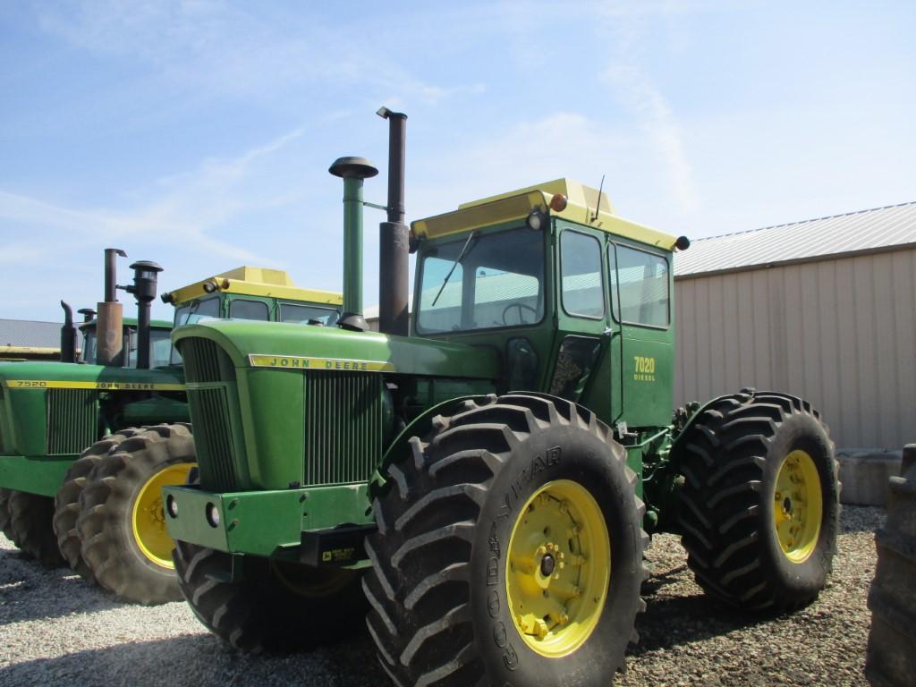 98705 - JOHN DEERE 7020