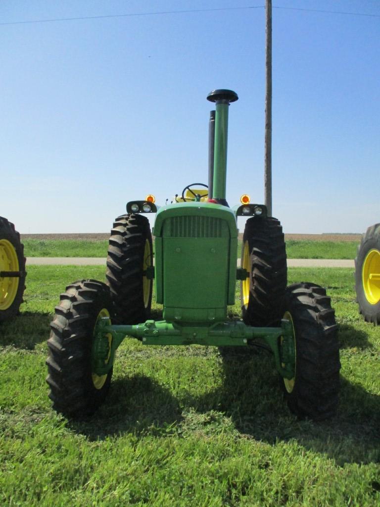 98733 - JOHN DEERE 4320