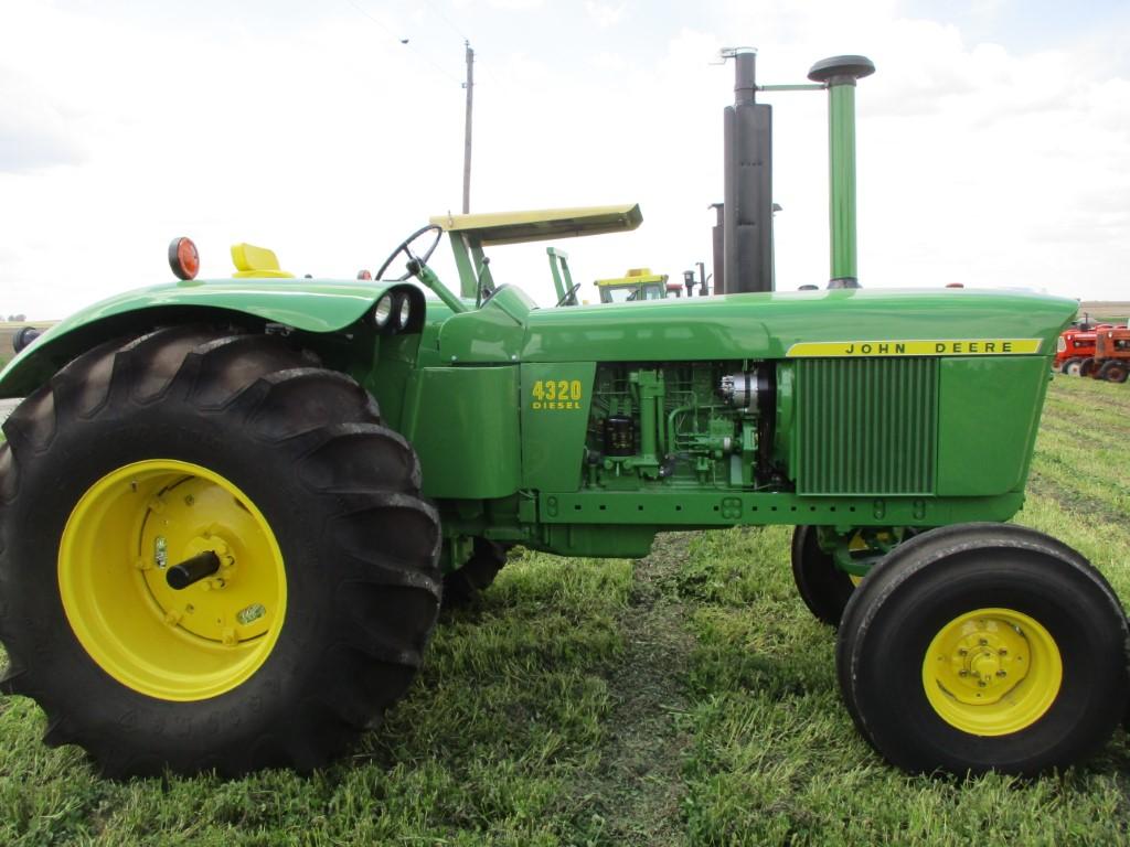 98873 - JOHN DEERE 4320